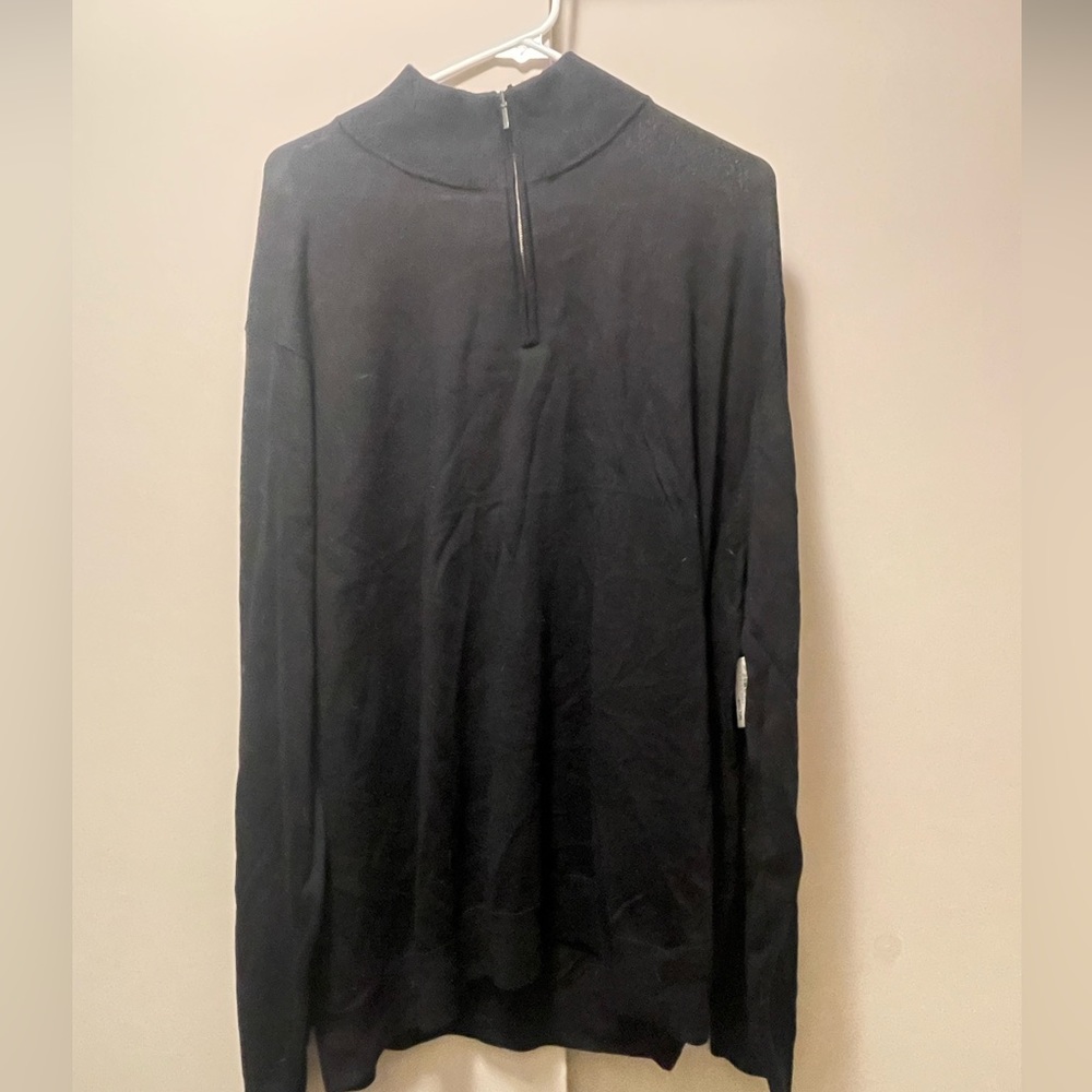 NWT Men’s Black Sweater